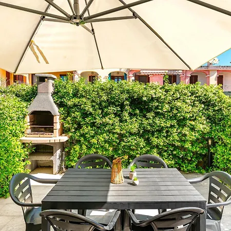 Away In Holiday home Pula